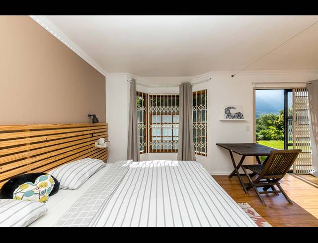 3 BEDROOM FREEHOLD TO LET IN THE MEADOWS
